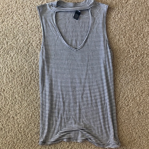 Mock Turtle Neck Tank - Picture 2 of 3